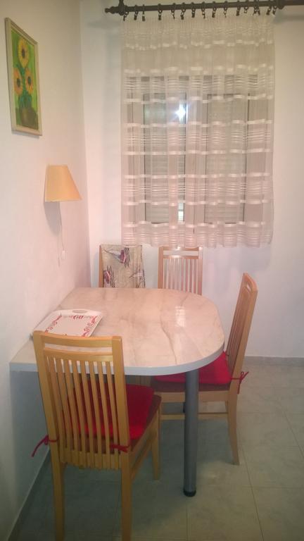חוואר J&B Holiday House Hvar מראה חיצוני תמונה