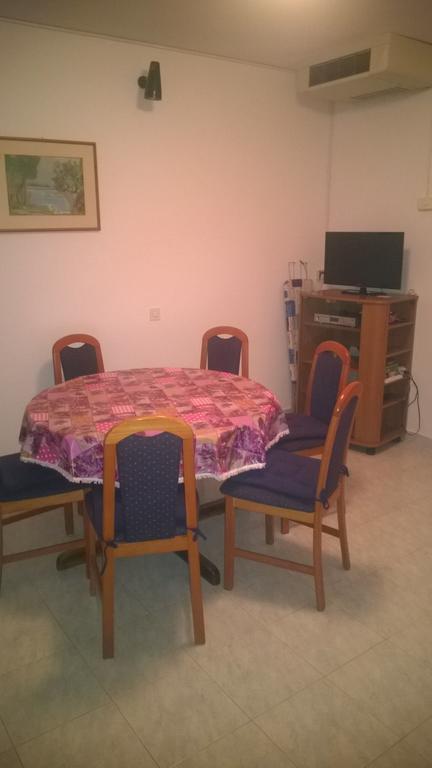 חוואר J&B Holiday House Hvar מראה חיצוני תמונה