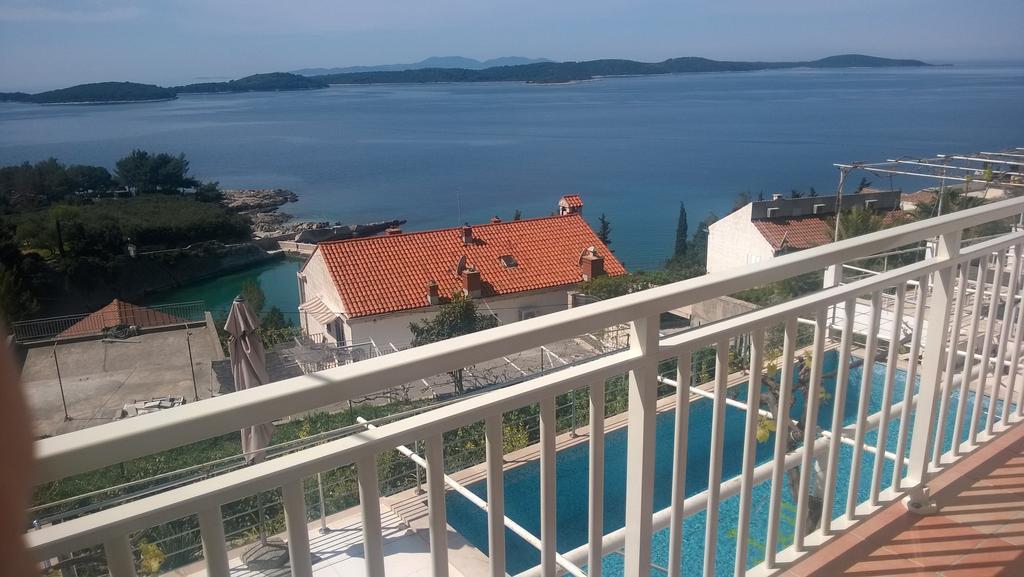 חוואר J&B Holiday House Hvar מראה חיצוני תמונה