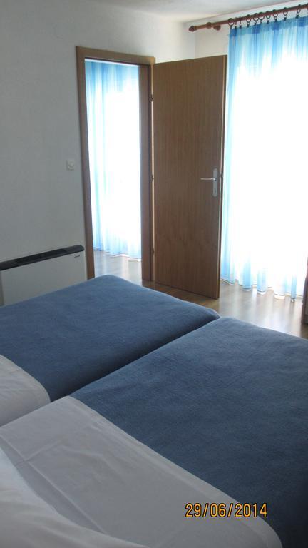 חוואר J&B Holiday House Hvar מראה חיצוני תמונה