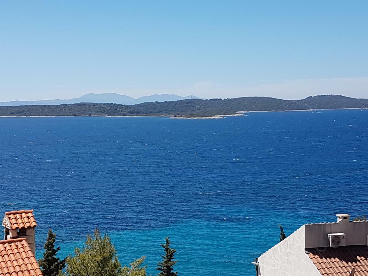 חוואר J&B Holiday House Hvar מראה חיצוני תמונה