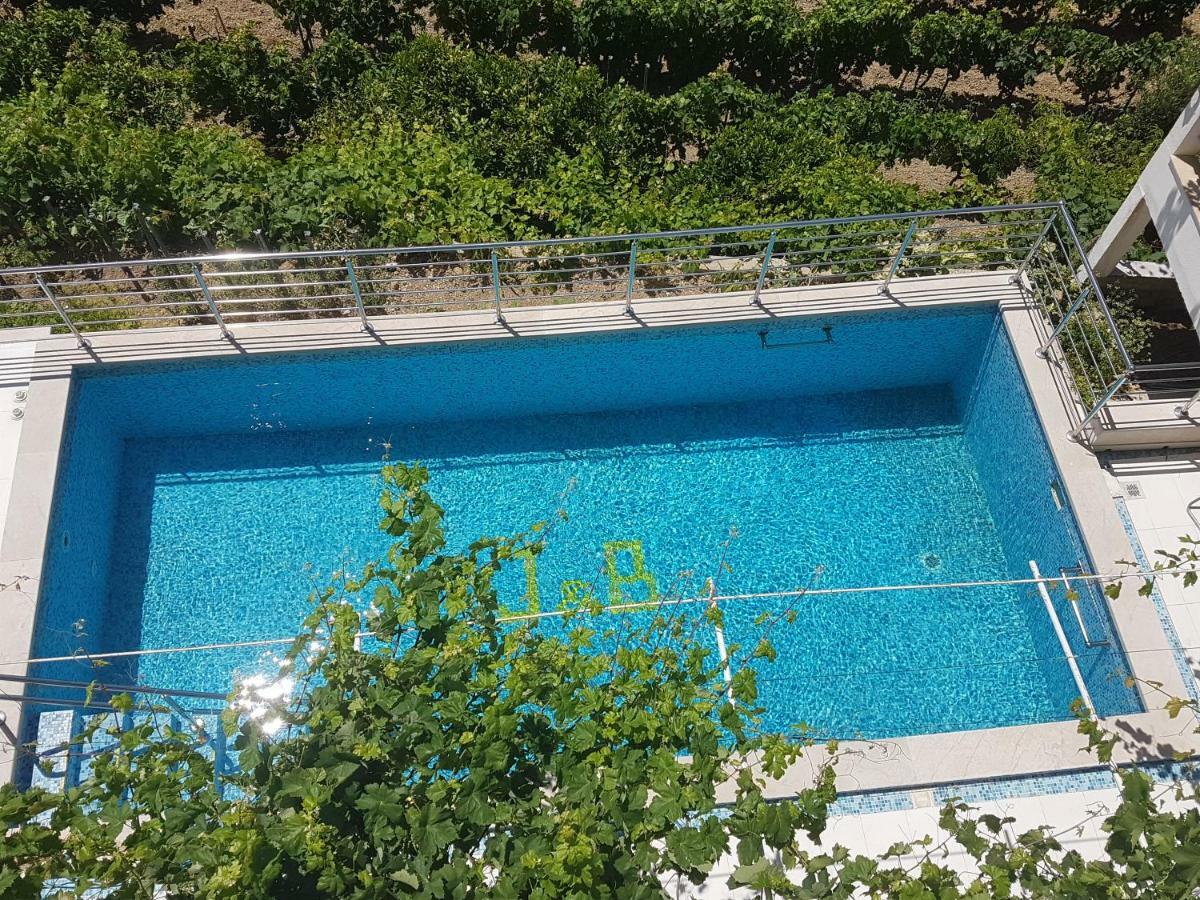 חוואר J&B Holiday House Hvar מראה חיצוני תמונה